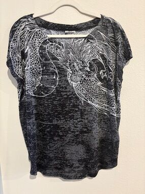 Dragon short sleeve blouse